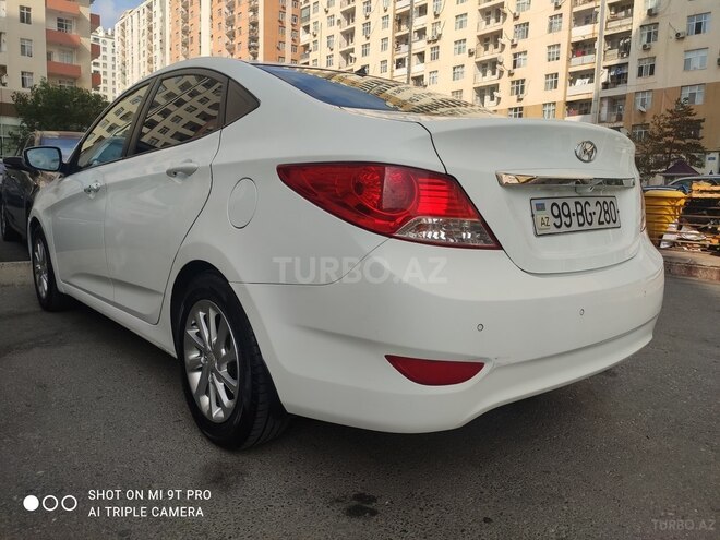 Hyundai Accent 2011, 179,580 km - 1.6 l - Bakı