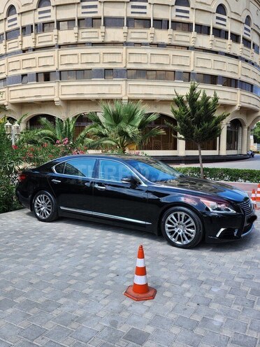 Lexus LS 460 2013, 176,000 km - 4.6 l - Bakı