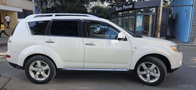 Mitsubishi Outlander 2008, 252,741 km - 3.0 l - Bakı