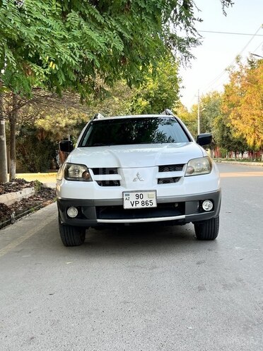 Mitsubishi Outlander 2004, 175,000 km - 2.4 л - Bakı