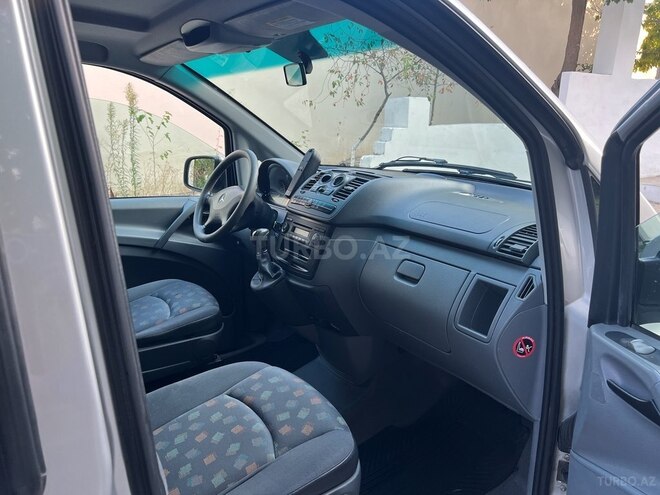 Mercedes Vito 111 2010, 240,000 km - 2.2 л - Bakı