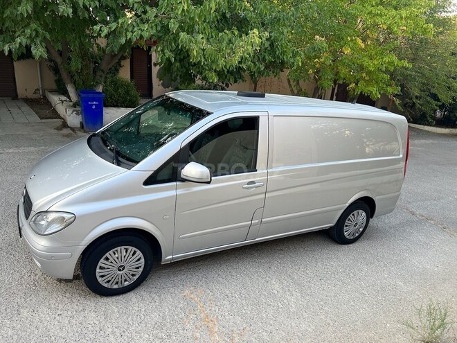 Mercedes Vito 111 2010, 240,000 km - 2.2 л - Bakı
