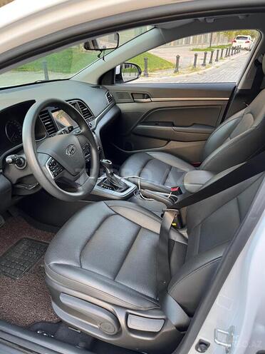 Hyundai Elantra 2018, 75,142 km - 1.6 l - Bakı