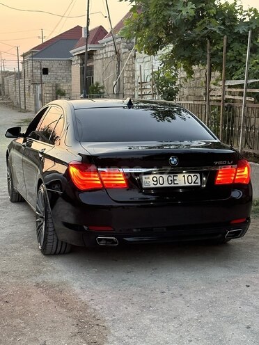 BMW 750 2012, 182,000 km - 4.4 л - Bakı