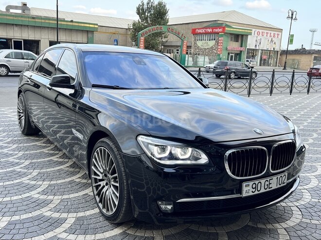 BMW 750 2012, 182,000 km - 4.4 л - Bakı