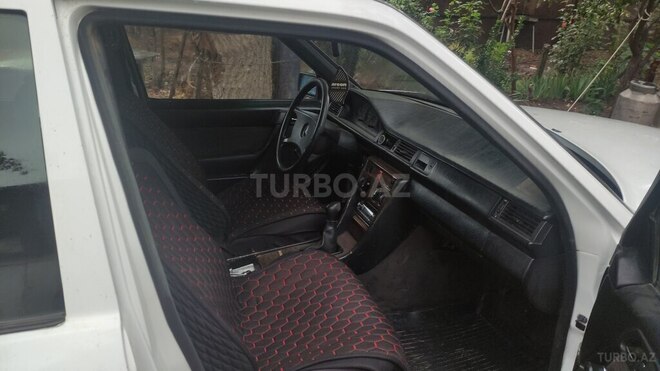 Mercedes E 230 1990, 300,000 km - 2.3 l - Bakı