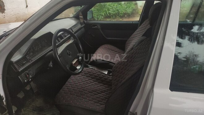 Mercedes E 230 1990, 300,000 km - 2.3 l - Bakı