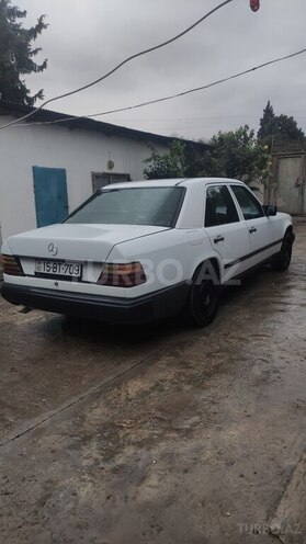 Mercedes E 230 1990, 300,000 km - 2.3 l - Bakı