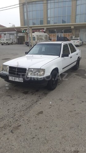 Mercedes E 230 1990, 300,000 km - 2.3 l - Bakı