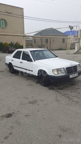 Mercedes E 230 1990, 300,000 km - 2.3 l - Bakı