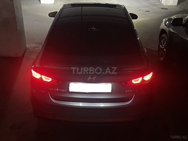 Hyundai Elantra 2018, 174,000 km - 2.0 l - Bakı