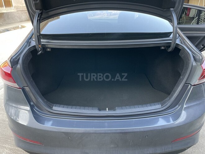 Hyundai Elantra 2018, 174,000 km - 2.0 l - Bakı