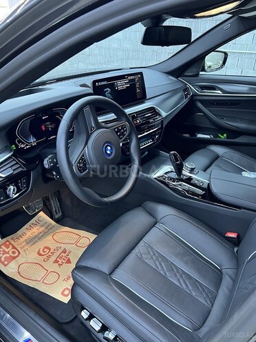 BMW 530e 2022, 3,700 km - 3.0 l - Bakı