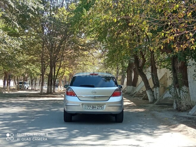 Opel Astra 2007, 176,000 km - 1.4 l - Hacıqabul