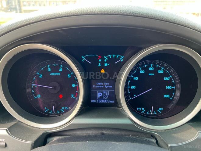 Toyota Land Cruiser 2008, 274,000 km - 5.7 l - Bakı