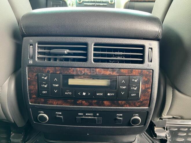 Toyota Land Cruiser 2008, 274,000 km - 5.7 l - Bakı