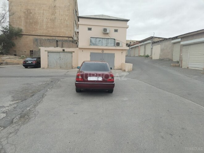 Mercedes C 180 1997, 313,251 km - 1.8 l - Bakı
