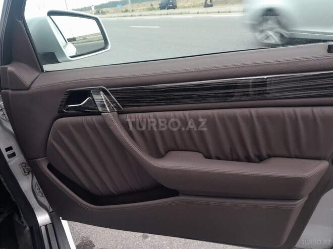 Mercedes E 220 1993, 256,963 km - 2.2 l - Bakı