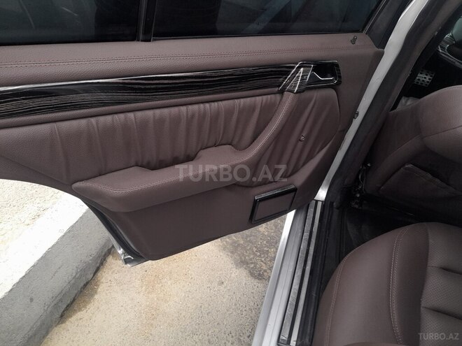 Mercedes E 220 1993, 256,963 km - 2.2 l - Bakı
