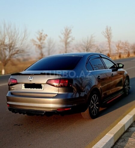 Volkswagen Jetta 2017, 141,622 km - 1.4 l - Naxçıvan