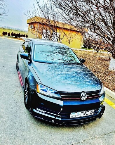 Volkswagen Jetta 2017, 141,622 km - 1.4 l - Naxçıvan