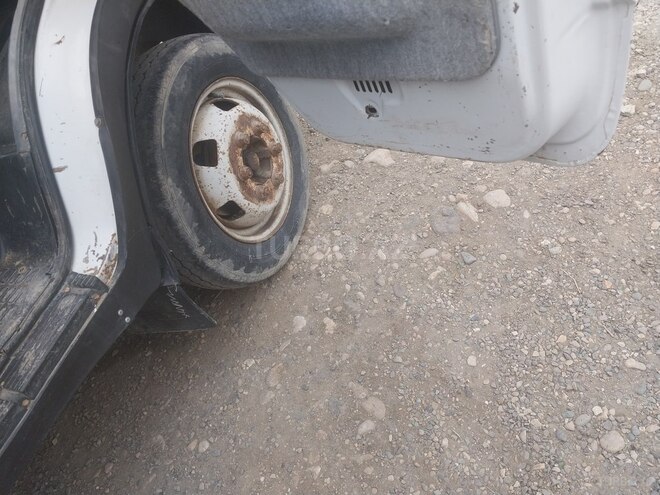GAZ 33021 2002, 24,865 km - 2.5 l - Yevlax