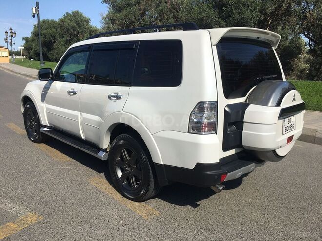 Mitsubishi Pajero 2007, 260,000 km - 3.0 l - Bakı