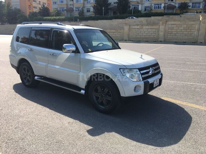 Mitsubishi Pajero 2007, 260,000 km - 3.0 l - Bakı