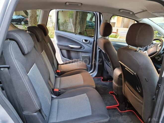 Ford  2011, 256,000 km - 2.0 л - Bakı