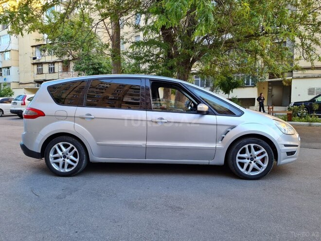 Ford  2011, 256,000 km - 2.0 л - Bakı