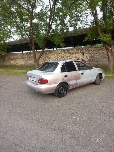 Hyundai Accent 1995, 236,563 km - 1.5 l - Zaqatala