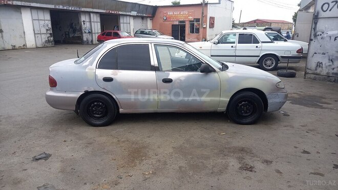 Hyundai Accent 1995, 236,563 km - 1.5 l - Zaqatala