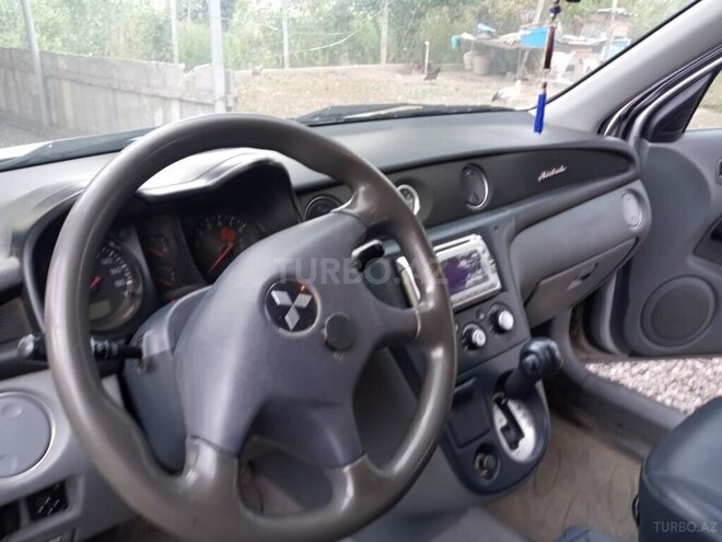 Mitsubishi Airtrek 2001, 267,281 km - 2.4 l - Qazax