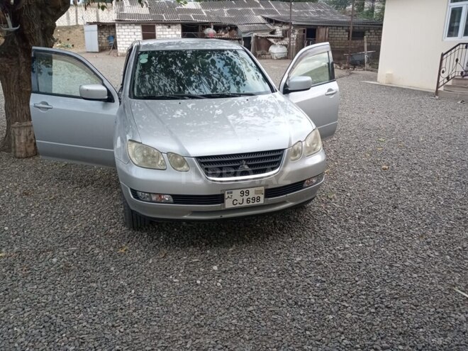 Mitsubishi Airtrek 2001, 267,281 km - 2.4 l - Qazax