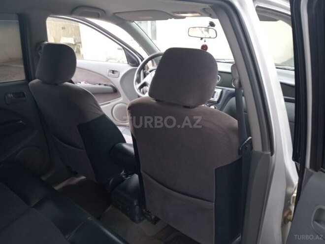 Mitsubishi Airtrek 2001, 267,281 km - 2.4 l - Qazax