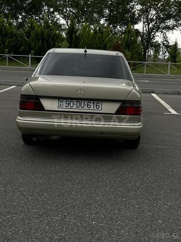 Mercedes E 250 1991, 280,000 km - 2.5 l - Şəki