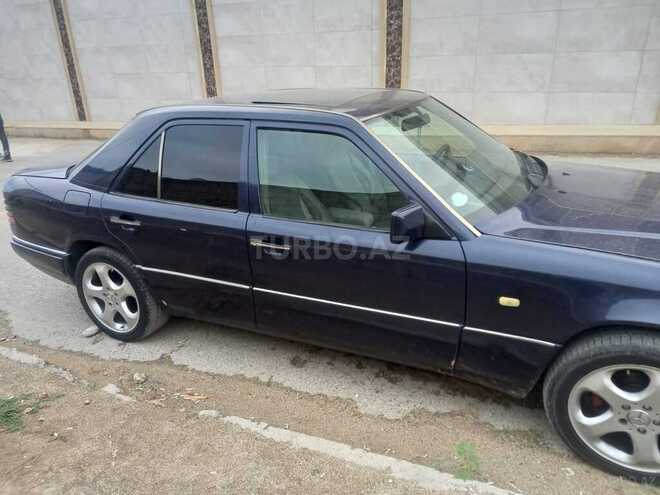 Mercedes E 280 1995, 298,700 km - 2.8 l - Bakı