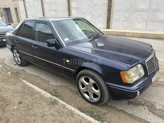 Mercedes E 280 1995, 298,700 km - 2.8 l - Bakı