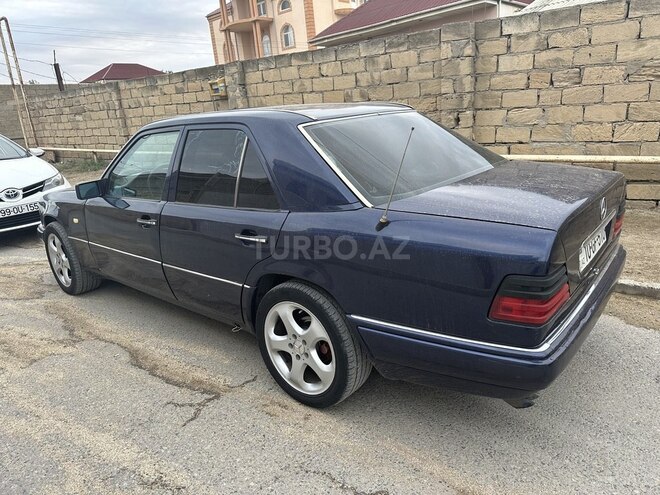Mercedes E 280 1995, 298,700 km - 2.8 l - Bakı