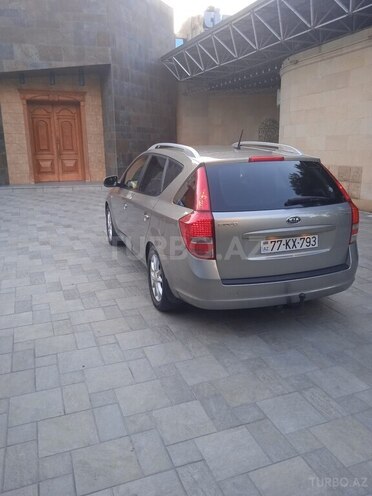 Kia Ceed 2010, 259,000 km - 1.6 л - Bakı