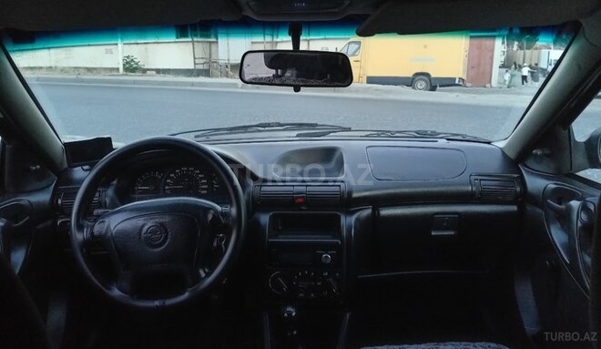 Opel Astra 1996, 100,000 km - 1.6 l - Bakı