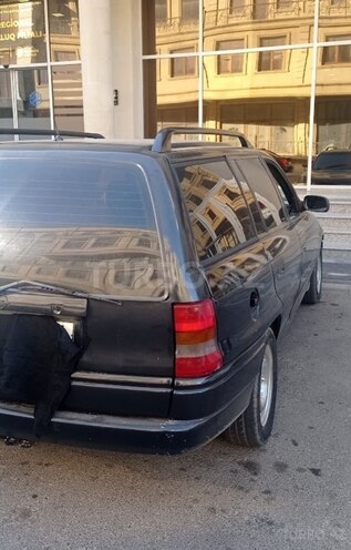 Opel Astra 1996, 100,000 km - 1.6 l - Bakı