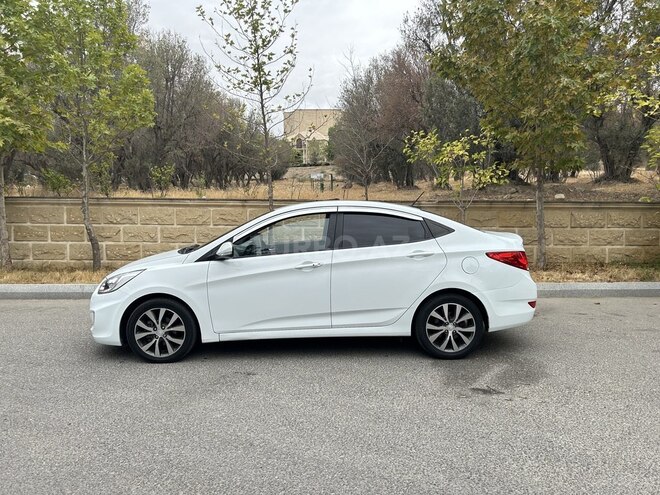 Hyundai Accent 2014, 220,000 km - 1.6 l - Bakı