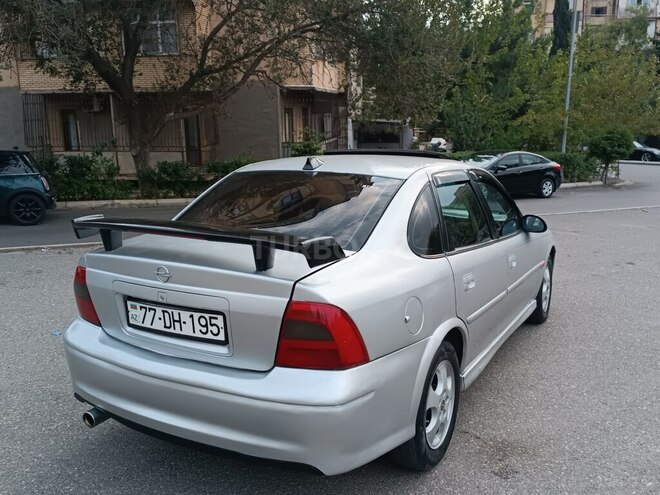 Opel Vectra 2000, 211,000 km - 2.0 l - Bakı