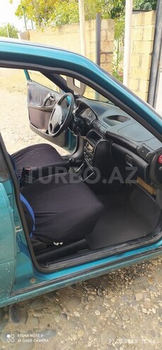 Opel Astra 1996, 63,000 km - 1.6 l - Qusar