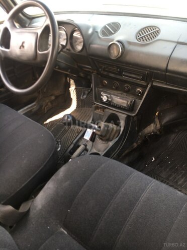 LADA (VAZ) 2106 1984, 12,330 km - 1.5 л - Saatlı