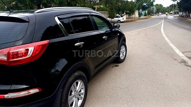 Kia Sportage 2011, 136,000 km - 2.0 л - Sumqayıt