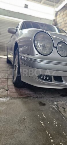 Mercedes E 240 2001, 429,814 km - 2.6 l - Ağdaş