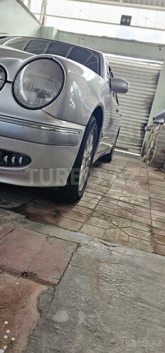 Mercedes E 240 2001, 429,814 km - 2.6 l - Ağdaş
