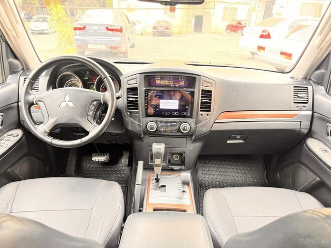 Mitsubishi Pajero 2007, 409,000 km - 3.0 l - Bakı